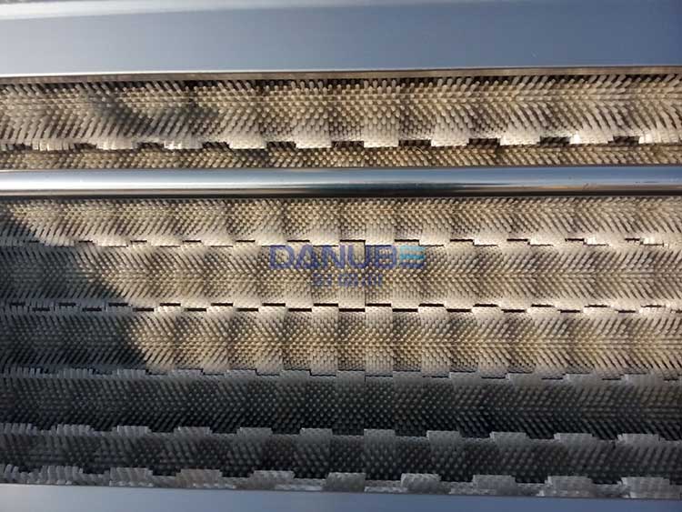Washing and peeling machine