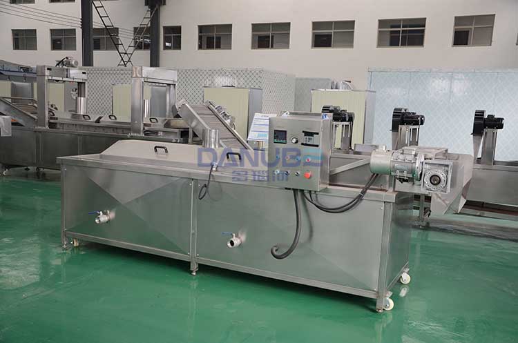 Features of blanching machine